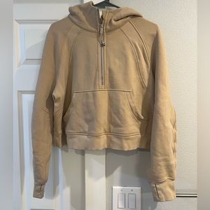 Lululemon Scuba cropped hoodie 🤎